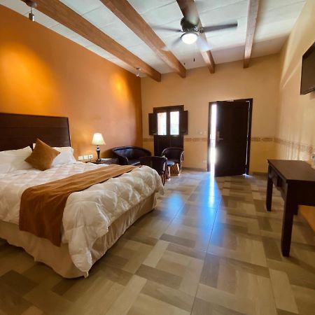 Hotel Real De Los Álamos Екстериор снимка