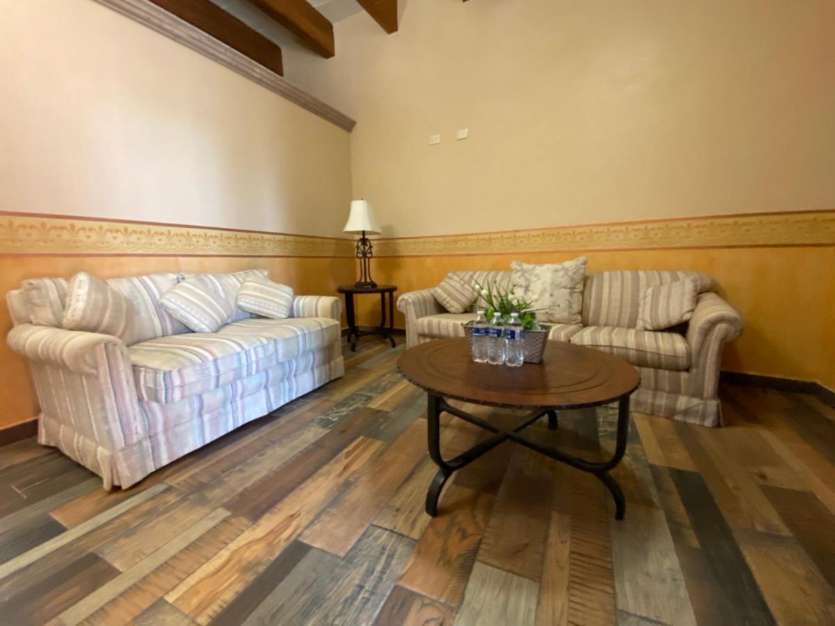 Hotel Real De Los Álamos Екстериор снимка